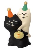 concombre HALLOWEEN2025 おばけにゃんこ　黒猫におんぶ